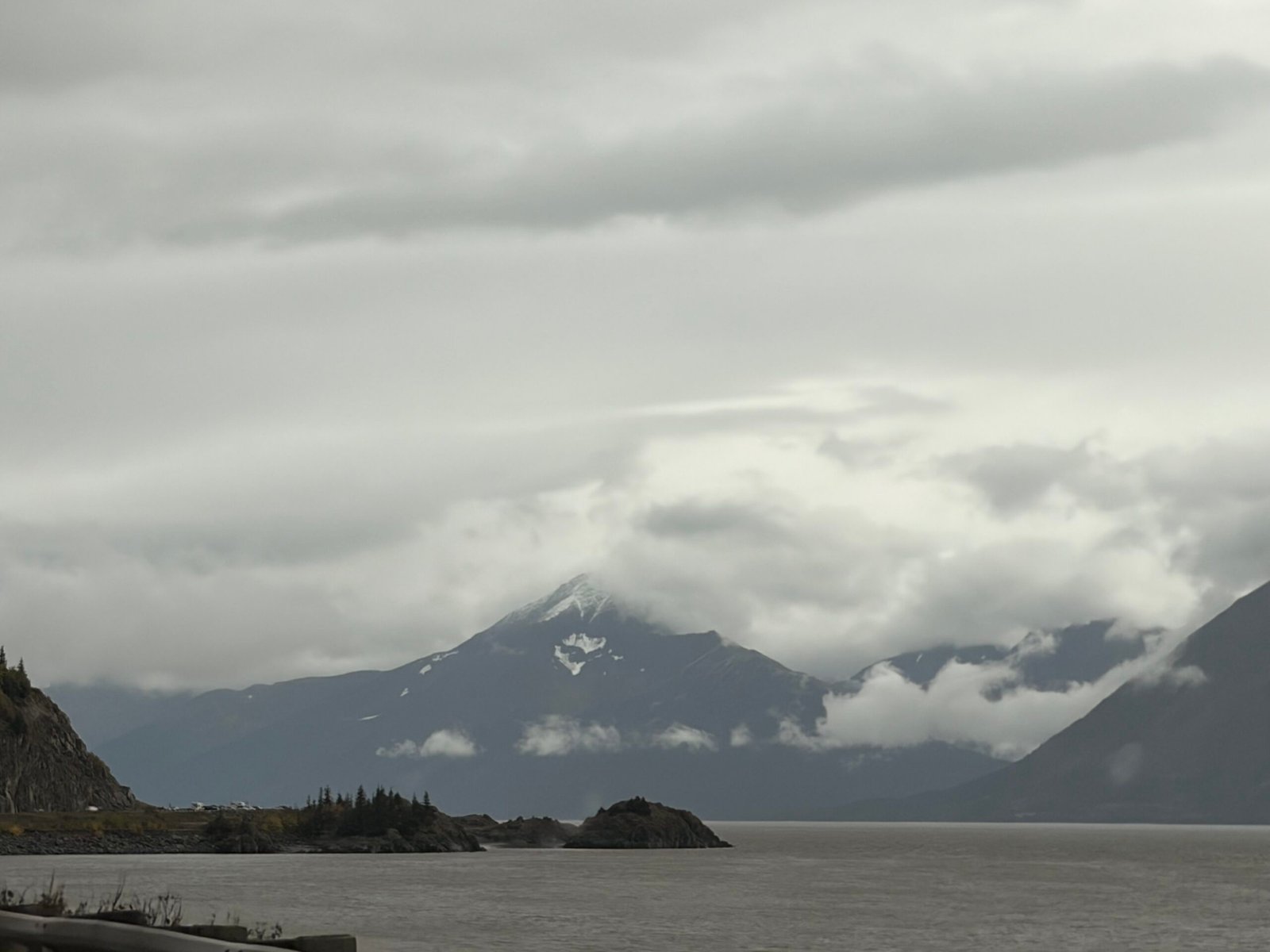 Alaska on Edge: How the Coming Shutdown Could Hit the 49th State
