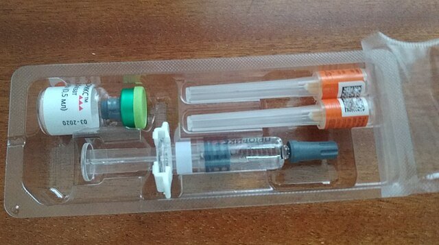 Key Headlines Today: Political Moves, Global Tensions, and U.S. Vaccine Updates