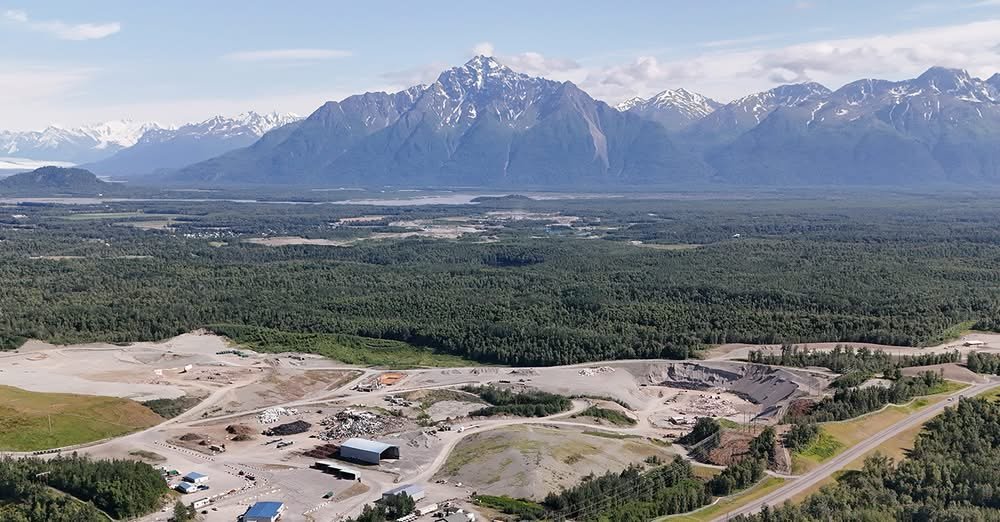 💨 🗑️ High Winds Close Central Landfill as Holiday Schedule Takes Effect