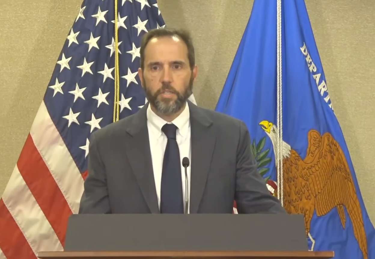 ⚖️ Jack Smith Details Evidence Against President Trump in Closed-Door Deposition