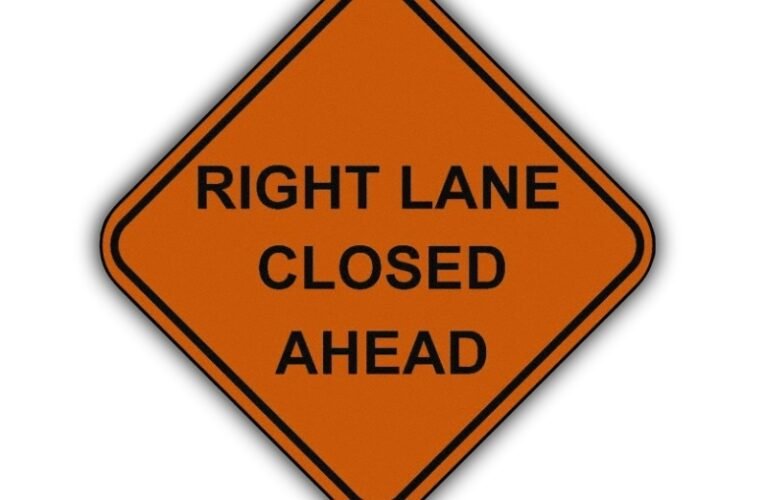 Northbound Parks Highway Lane Closed for Guardrail Repairs